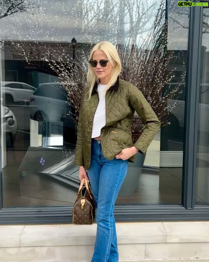 Byrdie Bell Instagram - Window shopper Greenwich, Connecticut
