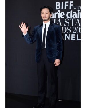 Byun Yo-han Instagram - 부산국제영화제x마리끌레르 아시아스타어워즈 (아시아스타상) 감사합니다🤎