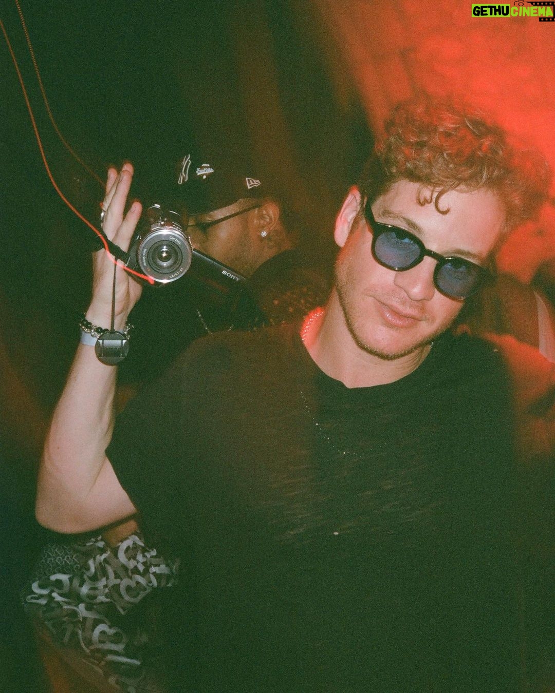 C.J. Wallace Instagram - FRIENDS IN PARIS ON FILM PT. 2π«π·π§ΆποΈ by @shootwithcee