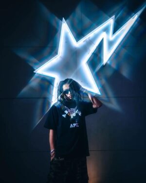¥ellow Bucks Instagram - BAPE × THE HOPE × ME💫

Big Collab💯 THE HOPE会場にて発売。よろしく😎

@bape_japan 
@thehope_fes 

📸 @rkrkrk
