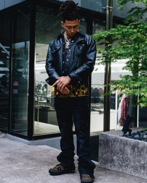 ¥ellow Bucks Instagram - Welcome to Jpapn Loso🇯🇵

まさかFabolousとスタジオ入れる日がこんなにも突然来るとは思ってなかった。最高すぎた＆緊張したww
曲のリリースは権利上の話で遅くなるから楽しみにしといて👍🔥

Respect you and your crew #TheFamily
Appreciate, see u again somewhere in the world🌐　
@myfabolouslife 

#WhereImFrom

📸 @shotby_dm