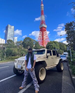 ¥ellow Bucks Instagram - Let's Get Higher🗼