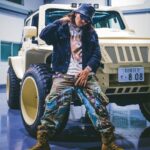 ¥ellow Bucks Instagram - I'm Survivin' the game🪖 やっと出せたEP。遅くなった。 去年くらいから自分の中の様子がおかしくて、色々と考えちゃう時間が増えた。だからセンチメンタルなとこも感じる作品になってる。Rap Gameも人生も強い心じゃないと生き残れないってこと。 オレのサバイブ記録。全新曲5曲。聴いてほしい！ 新しいMVも出たし、ツアーの報告もあるからチェックよろしく！ そして、サバイブってことで戦車を納車した🫡💯 #Survive #オレのタンクならまるでレズバニ