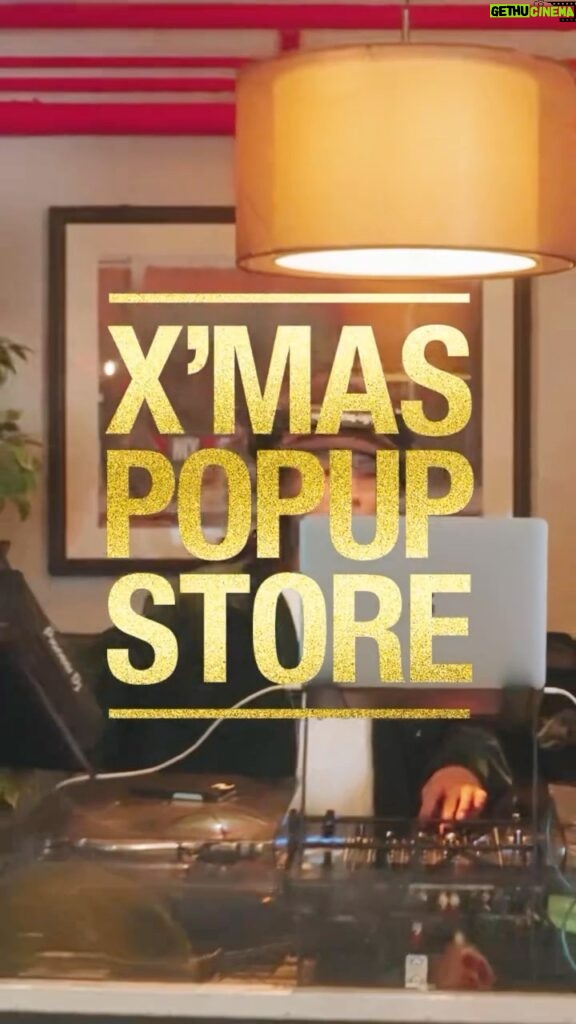 ¥ellow Bucks Instagram - X'MAS POP UP STORE at @callejera_stand_garage 🎁🎅 寒い中たくさんのご来場ありがとうございました！ Merry Christmas🎄✨ #ToTheTopXmas