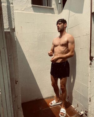 Álvaro Rico Instagram - Cojones qué calorrrr