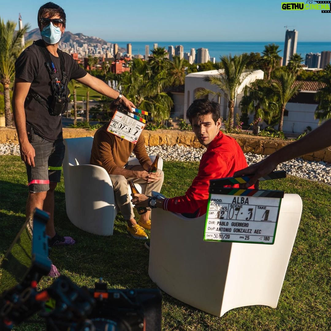 Álvaro Rico Instagram - En set @seriealba @atresplayer