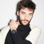 Álvaro Rico Instagram – @alvaroricoladera vuelve a Netflix con la serie de acción ‘Hasta el cielo’. Nos habla de este proyecto, pero también de lo que la fama le ha enseñado en estos años (y de la nostalgia de las primera veces): “Mi trabajo es actuar y yo disfruto con un guion en las manos. Lo demás es un derroche de energía innecesaria, que no me hace feliz y me lleva a lugares donde no quiero estar”. 

La entrevista ya está disponible en el 💥link en bio💥

Texto: @victormgonz 
Fotografía: @ecstasyandwine 

#AlvaroRico
