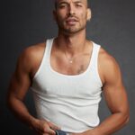 Édgar Vittorino Instagram - #loveacting 🎭 . Foto: @mantrana . #actor #film #series #netflix #primevideo #standaustralia #rtve Madrid, Spain