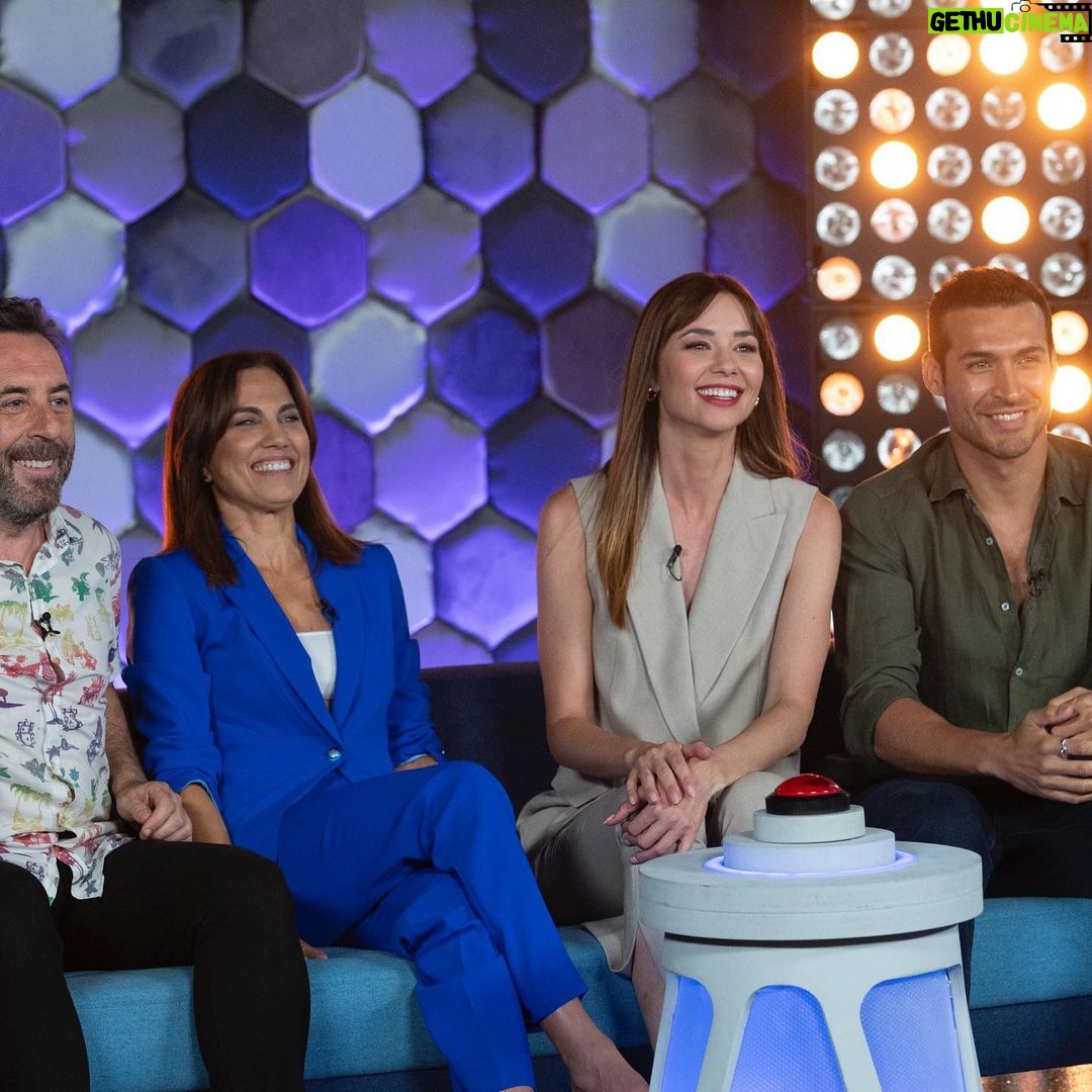Édgar Vittorino Instagram - #elpuentedelasmentiras @rtve ‼️‼️‼️ . Esta noche después de #4estrellas a las 22:35 . Madrid, Spain