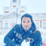 Édgar Vittorino Instagram - Madrid like Moscú para la historia #lugares #emblemáticos #puertadelsol #plazamayormadrid #filomena #actor #vivirsinpermiso #invierno #staysafe #photo #portraitphotography #photography Sol (Madrid)