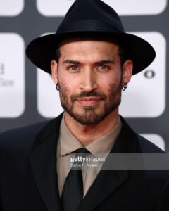 Édgar Vittorino Instagram - Larga vida a los premios iberoamericanos @premios_platino . . @emporioarmani @cartier . .🇨🇴🇪🇸🇦🇷🇧🇷 🇲🇽 🇨🇱 🇵🇾 🇵🇪 🇺🇾 . #colombia #españa #brasil #peru #argentina #chile #uruguay #paraguay #bolivia #costarica #puertorico #mexico #elsalvador #venezuela Madrid, Spain