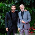 Édgar Vittorino Instagram - Elegí esta foto porque representa mejor lo qué para mi significan los eventos y los premios … se trata de reconocernos entre nosotros , con una sonrisa honesta hacia nuestros colegas,hacia nuestro trabajo y hacia el amor por la profesión (ingrata muchas veces ) y no de ir a posturear , lagartear una foto o una entrevista y mucho menos a tratar de demostrar que eres más que los otros colegas que están ahí ! Con una actitud pedante que aveces no se sabe si son personas o esfinges (pidiendo disculpas a las esfinges ) Ningún Actor o Director es más que otro por más fama que tenga todos somos la misma masa que ha esperado que suene el teléfono con el corazón en la mano sin recibir respuesta o que a gritado de emoción cuando se ha dado el milagro … así que feliz de haber estado en los @premios_platino y sobre todo de haberme abierto sin pretensiones a encontrarme con otros , con los que no pusieron una barrera y regalarnos mutuamente un honesta sonrisa para darle verdadero sentido a esta gran reunión . Viva iberoamerica !! El cine ! Las series ! Y el arte ! Madrid, Spain