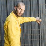 Édgar Vittorino Instagram - Saqué el álbum, Me puse sentimental! Son muchos años dedicándome a esta profesión algunos me sigues desde hace muchos años otros apenas recién se unen a esta familia , siempre es bueno cuando uno llega a un lugar nuevo o conoce a alguien saber un poco su historia antes de opinar.😉 #trabajoduro #actor #caracoltelevision #rcntelevision #netflix #telecinco #cine #series #cortos #goya #portagonista #antagonista #futbolista #isabelcoitex #nievaenbenidorm #foodielove #hbo #laseleccion #vivirsinpermiso #visavis #elrobodelaiglo #laluzdemisojos #maras #pibevalderrama #leon #freddy #bajocero #etc 🍾🍾🍾💥💥💥😅😅 Madrid, Spain