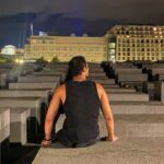 Édgar Vittorino Instagram - Berlín 👁️ Berlín ist arm, aber sexy”, la mítica frase del no menos mítico Klaus Wowereit, alcalde de Berlín entre 2001 y 2014. . . . A mi me exploto la cabeza con todo lo que vi y aprendí 🤯 Berlin, Germany