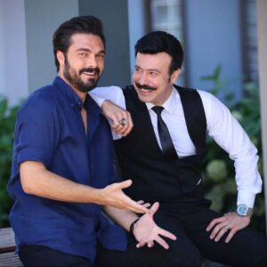 Ömer Gecü Instagram - "Yine Yeni Yeniden"
Kardeşimle öylesine mevzular 3 ...
@halilibrahimceyhn 

@emanetkanal7 #emanetkanal7 #emanet3sezon @karamelyapim @nyilmaz7 @sevdakaygisiz @kanal7