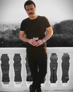 Ömer Gecü Instagram - "Sebepleri ortadan kaldırmadan, sonuçları değiştiremezsiniz! "
İyi akşamlar dostlar...