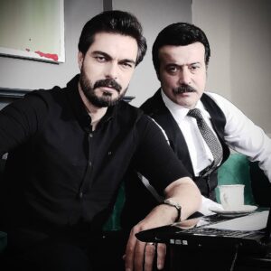 Ömer Gecü Instagram - "Bin defa yanıp küllerinden doğan, sanmayın ki korkar tekrar yanmaktan"... 
Ateşle uğraşmak bizim hobimiz dostlar...
@halilibrahimceyhn
