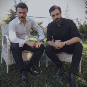 Ömer Gecü Instagram - "Kardeşlik aynı anadan doğmak değil, aynı yola yoldaş olabilmektir"... İyi ki varsın kardeşim @halilibrahimceyhn 📷@mustafakirazli