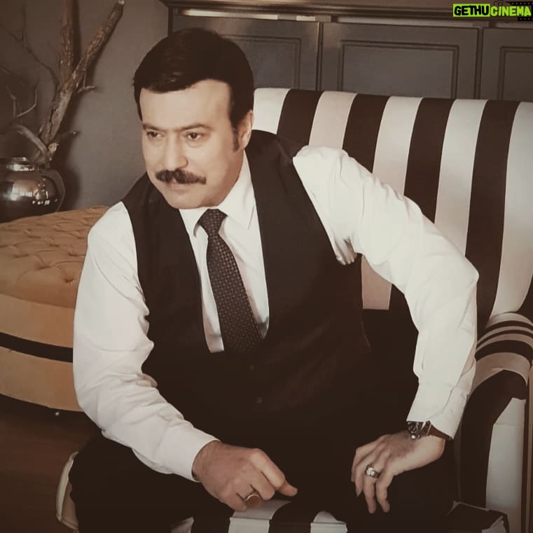 Ömer Gecü - 2.5K Likes - EMANET Hafta İçi Her gün KANAL7 de... #ömergecü #emanet #cenger #algiguzelsanatlar #kanal7 #emanetdizi @emanetkanal7 @karamelyapim