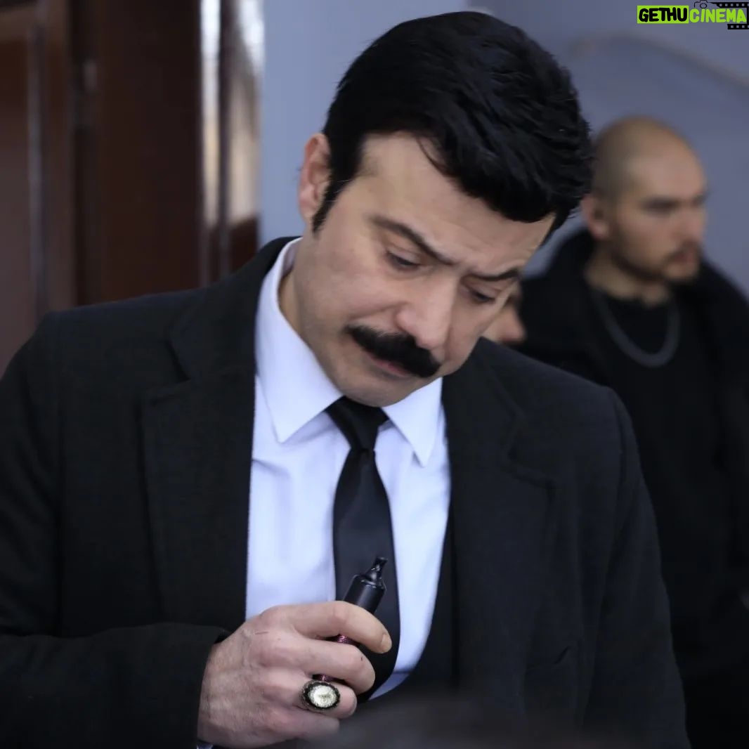 Ömer Gecü - 1.9K Likes - Bir zamanlar... #tbt #set #dizi #fyp