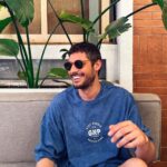 Özgün Karaman Instagram – Özgün is back on the market ✊🏻