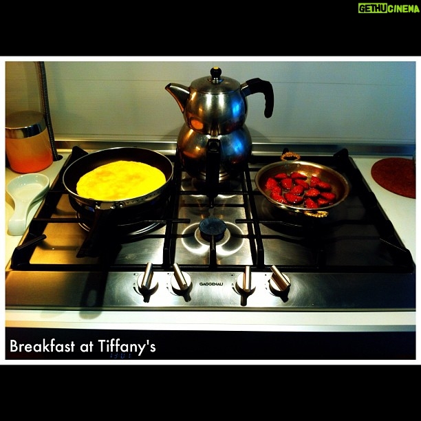 Özgün Karaman Instagram - Bahsi geçen Tiffany ben oluyorum canım.