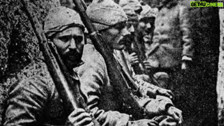 Özkan Uğur Instagram - Çanakkale Zaferi’nin 106.yılı kutlu olsun Mustafa Kemal Atatürk ve şehitlerimizi rahmetle, saygıyla minnetle anıyoruz