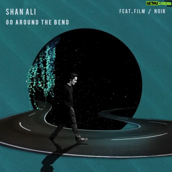 Özkan Uğur Instagram - Canım oğlumun ilk single’ı hayırlı olsun, profilimdeki linkten dinleyebilirsiniz @shanali.1 @tobifalade