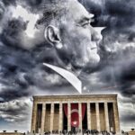 Özkan Uğur Instagram - Atatürk’ümüzü ölümünün 82.yılında Saygıyla,sevgiyle,rahmetle,özlemle anıyorum