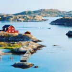 Özz Nûjen Instagram - Grattis till dig på din dag ❤️🇸🇪❤️ Vi är många som älskar dig. Tack så mycket för en hel del och även varsågod för mycket annat. …Din sol din himmel dina ängder gröna - de är så varma, vackra och sköna, särskilt i början på juni då det är din födelsedag. 😘❤️☀️🙌🏽🇸🇪🎂🥳🎉❤️ Stort grattis på nationaldagen alla i Sverige och även de som är utomlands 😘❤️puss och kram och ha en fin dag och ta väl hand om varandra och andra. ❤️😘 #nationaldagen #sverige #sverigesnationaldag #nationalday #sweden #6juni