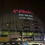 Özz Nûjen Instagram – 11.500 personer i publiken ikväll på #Globen 🙌🏽😘🙏🏽❤️🎤❤️ tack @rawcomedyclub för 20 årsjubileum och tack till @martencvetkovic och @erikmikaeltillman för väldigt vänligt och proffsigt uppstyrt #standup kväll