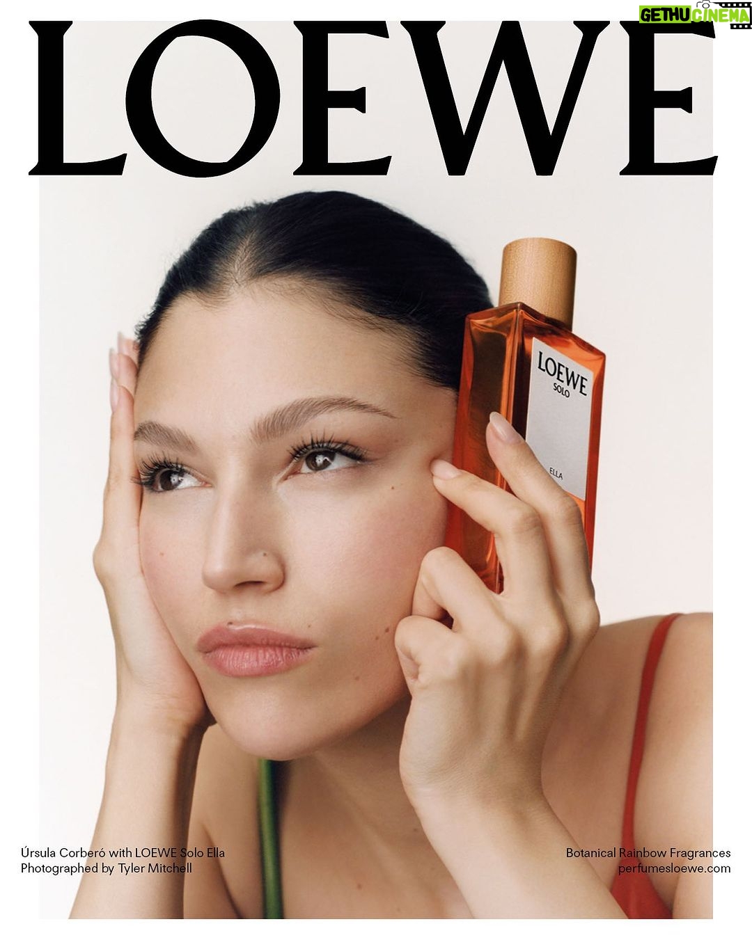 Úrsula Corberó Instagram - LOEWE Perfumes 2023 campaign featuring Úrsula Corberó with LOEWE Solo Ella EDP. Photography Tyler Mitchell Creative direction Jonathan Anderson Styling Benjamin Bruno Hair Cyndia Harvey Makeup Lauren Parsons and Iván Gómez Nails Ama Quashie Production Holmes Production Set design Julia Wagner perfumesloewe.com #LOEWE #LOEWEPerfumes #LOEWEbotanical