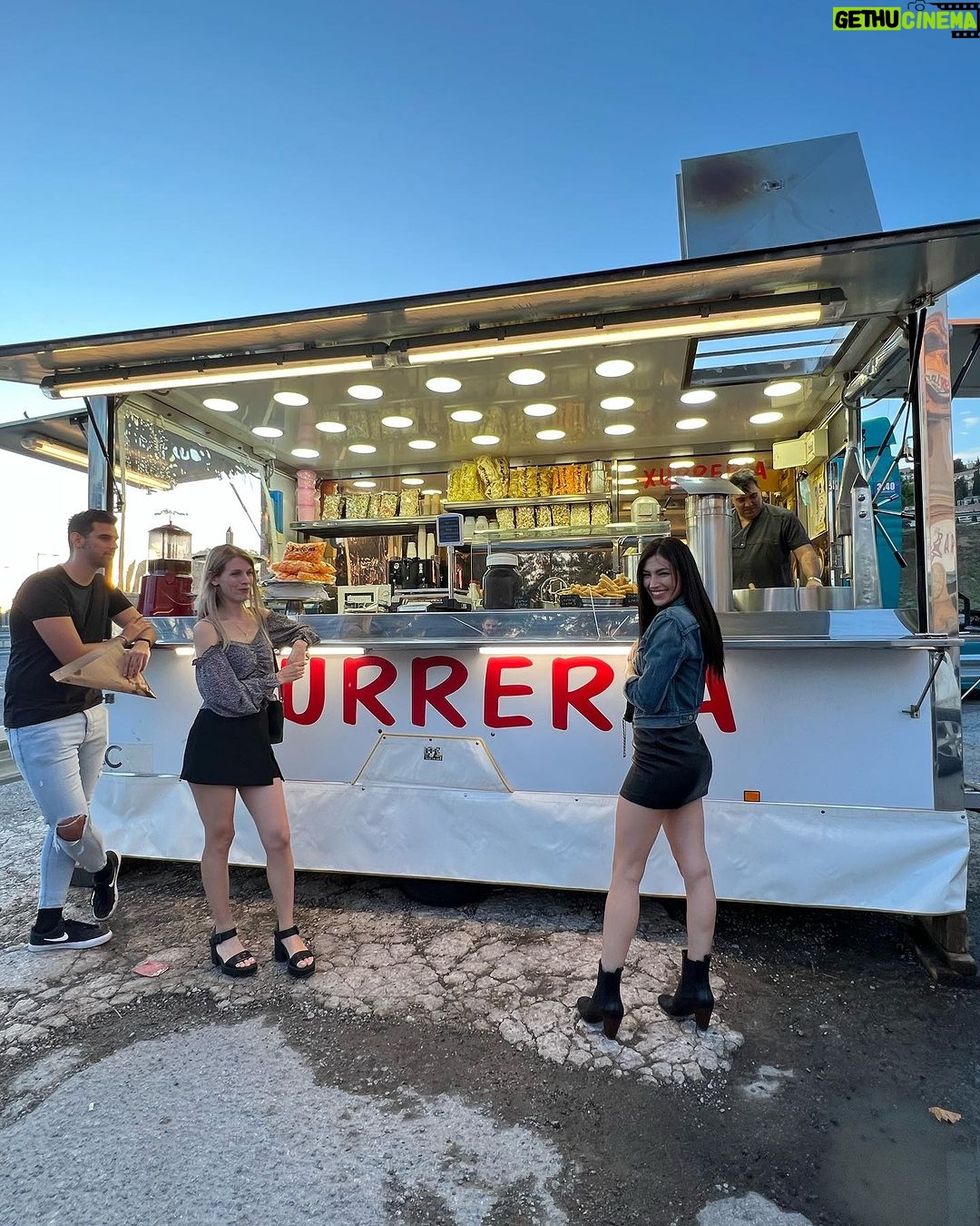 Úrsula Corberó Instagram - EL CUERPO EN LLAMAS ya está en NETFLIX ay ay ay 🐭🩸💍❣️🕊️🌡️🌪️