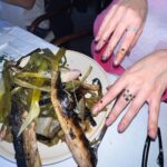 Úrsula Corberó Instagram - Calçots seasonnnnn una boníssimada nena 💖💕🌾🌾🌾💝💓