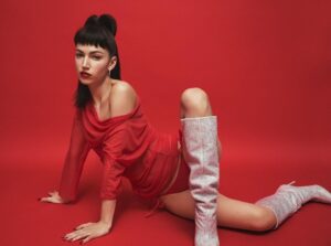 Úrsula Corberó Instagram - 🧚🏻‍♀️🧚🏻‍♀️🧚🏻‍♀️