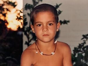 Úrsula Corberó Instagram - Feliz cumple mi rey. Mi religión. Mi todo 🌹