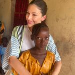 Úrsula Corberó Instagram - Gracias @savethechildren_es por esta experiencia inolvidable #CásateContraElMatrimonioInfantil Link en bio por si queréis saber más o aportar 💘 Senegal