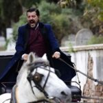 İlker Aksum Instagram - Dağıliııiin