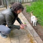 İlker Aksum Instagram - Ünlülerle bayramlaşma. İyi bayramlaaaaaar. #cat #catlovers #animals #pati #paw