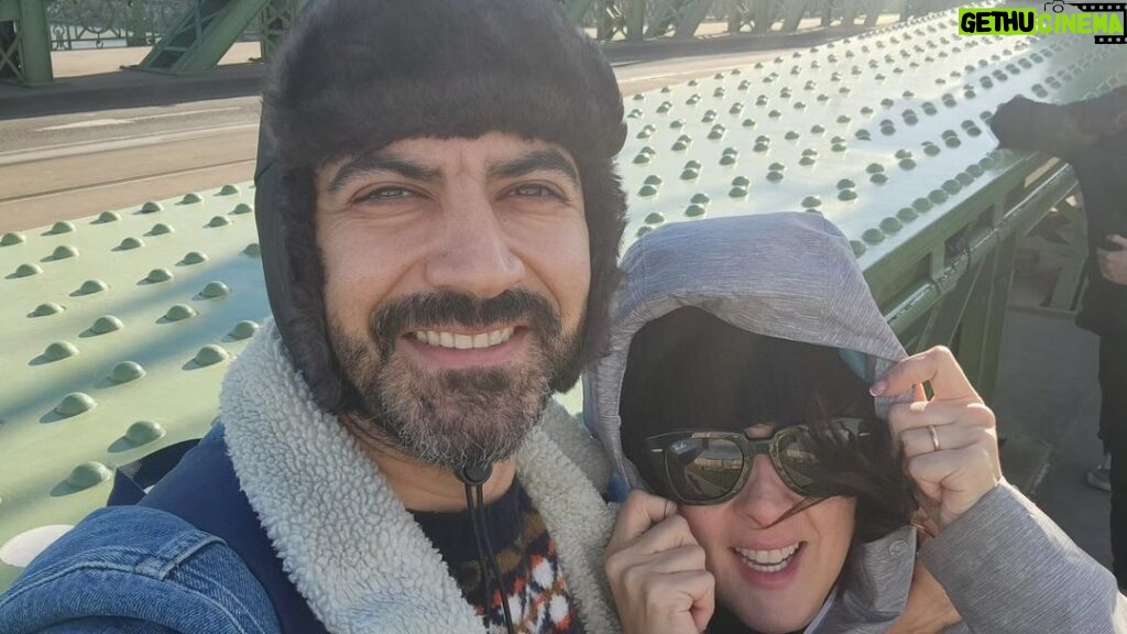 İrem Kahyaoğlu Instagram - Budapeşte 3.ulke ve final evlilik yildönümü gezimiz biter🌍 Budapest Macaristan