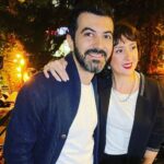 İrem Kahyaoğlu Instagram - Tüm travmalarıma sarılan adam herkese senin gibi Bi adam gerek sabırlı vicdanlı merhametli sen benim bütün fotoğraflarımsın kara prens sen olmasan herşey çok daha zor olurdu ya doğmasaydın iyi ki doğmuşsun beeeeee @1alperyilmaz @juliyil teşekkürler sonsuz minnettarım
