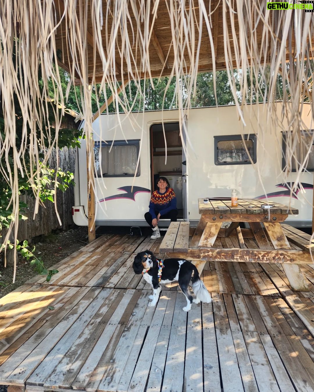İrem Kahyaoğlu Instagram - Yeni köyüm #iznik