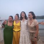 İrem Kahyaoğlu Instagram - Biz 💛