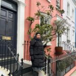 İrem Kahyaoğlu Instagram – 3 günde 3 ülke
 vlog yayinliycam.Çok kötü cektim ama olsun bunlarda londra viyana fotolar✈️🚍 Londra