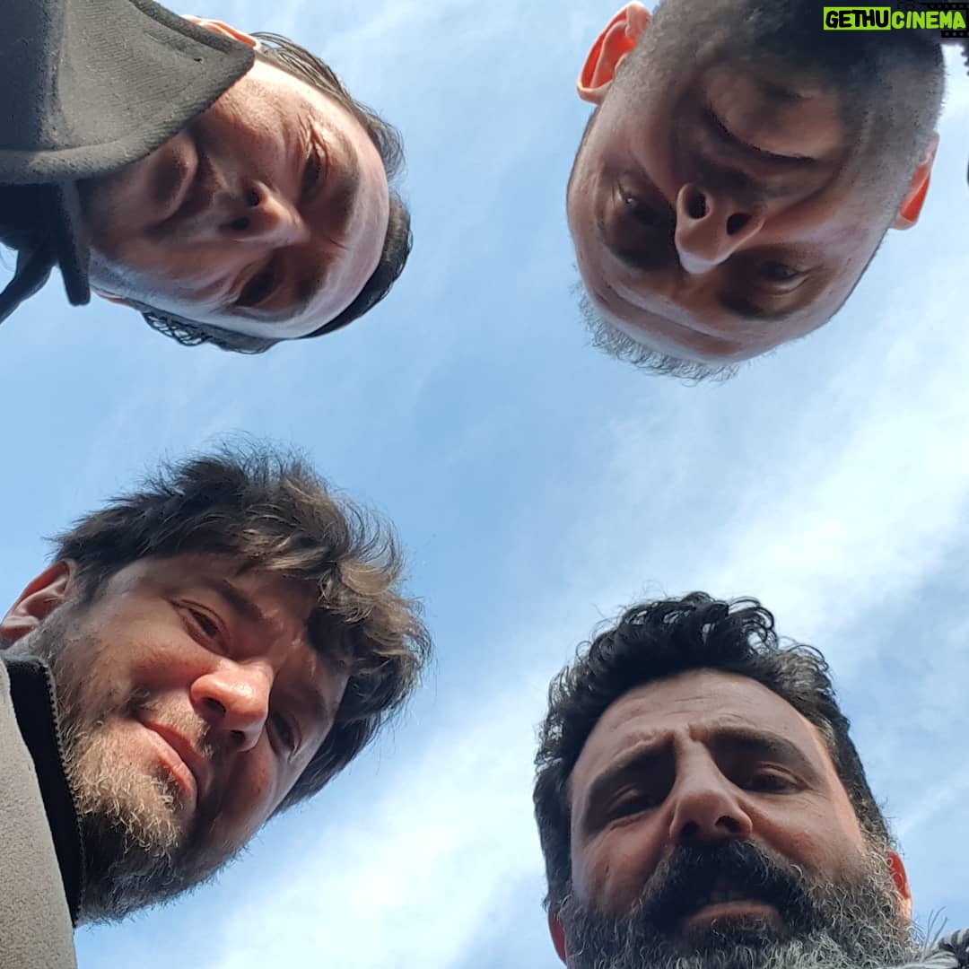 Şahverdi Ali Eren Instagram - 4 yapraklı yonca... @savascifox @ggunaydin @tevfikermankutlu @engin.benli #savaşçıseyfi