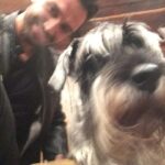 Šimon Bilina Instagram - Jedna s Amurem. Byl trochu rozmrzelej. Řikal, že pokud se budem chovat k planetě jak se chováme teď, v roce 2070 už ty nejteplejší místa (např. tropickej podnebnej pás) už budou neobyvatelný. Ale záleží to hlavně i na tom jak se chováme k Sobě a druhejm. Jo a, Amur se jmenuje mimo natáčení Lady, a je to holka. A řikala úplně to stejný. Tak to mám z obou stran, na tom už asi něco bude, ne? 🙏🌝💸🗽🦽💫 🗿🌍🌎🌏🌖🔥🍀🌲🌵🐲💜🏝️🏜️🎙️ PS: inspirujme se třeba u @thajzler nebo třeba u @leonardodicaprio @ekonews.cz @sedmagenerace @svet_dharmy #savetheearth #ourplanetdaily Planeta Země
