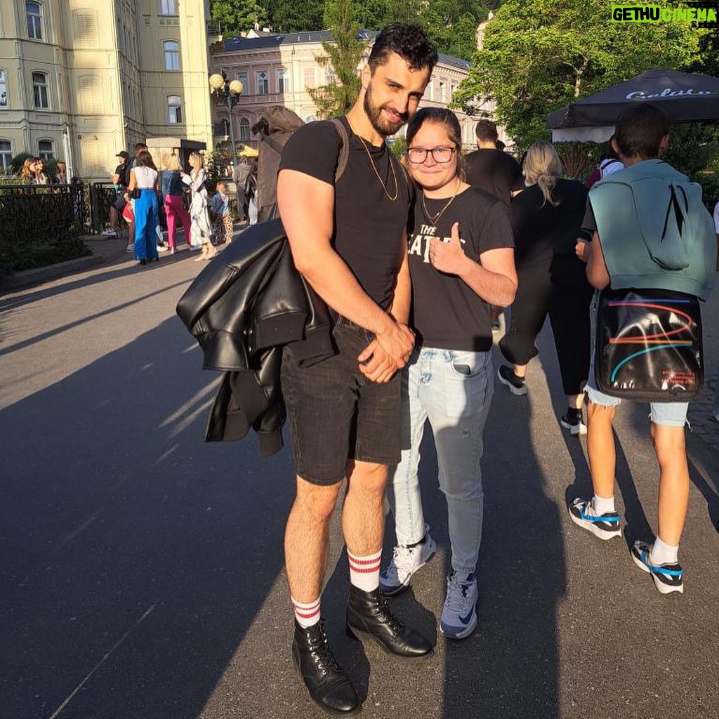 Šimon Bilina - 3.3K Likes - PRO TY KDO NEUDRŽEJ
POZORNOST DÉLE NEŽ 5 VTEŘIN 🦧
@brainmarket_cz kód: SIMIPROZDRAVI
PRO TY KDO stále rádi čtou, nemaj přirostlou ruku k mobilu a kdo se předevšim zajímaj o svoje ZDRAVÍ… řekněme opravdu do hloubky a nespokojej se s mekáčem a instantníma polívkama. Když už vznikne nějaká spolupráce s někym, musim si bejt na 100% jistej, že to neni od nich neni jen přetvářka a že se za ně můžu zaručit. Hehé, a to se děje. V brainmarketu najdu, najdeš a najdete fakt vyňuňaný produkty od doplňků stravy, biohackingu..až po kosmetiku a drogerii. Top kvalita. Bezpečnej nákup. Už v podstatě 3 roky nakupuju vše pro zdraví, posilování/sport jenom tam. Je to ráj pro lidi, co milujou zdraví…(kdo ne?) Na jejich instagramu najdeš i přesný tipy co na co je vhodný.
No a proč to píšu) V kolonce pro ty, kdo neudržej pozornost je kód - kterej když zadáš do poznámek při dokončování nákupu, tak budeš mít 10% slevu. A jako bonus podpoříš mě abych byl zdravější a silnější 🤠🪶🙏
A to se vyplatí, Horste!
❤️🙈😁
—->www.brainmarket.cz
PS: dá se cvičit i za těžkýho deště! Nevymlouvej se a makej😁🙈
PS: poprosil sem o fotku fanynku kapely THE BEATLES, aby mě dovolila to zde použít, až se třeba někdy budu ohlížet v čase:-)
#brainmarket #biohacking #2media @2mediacz @brainmarket_cz