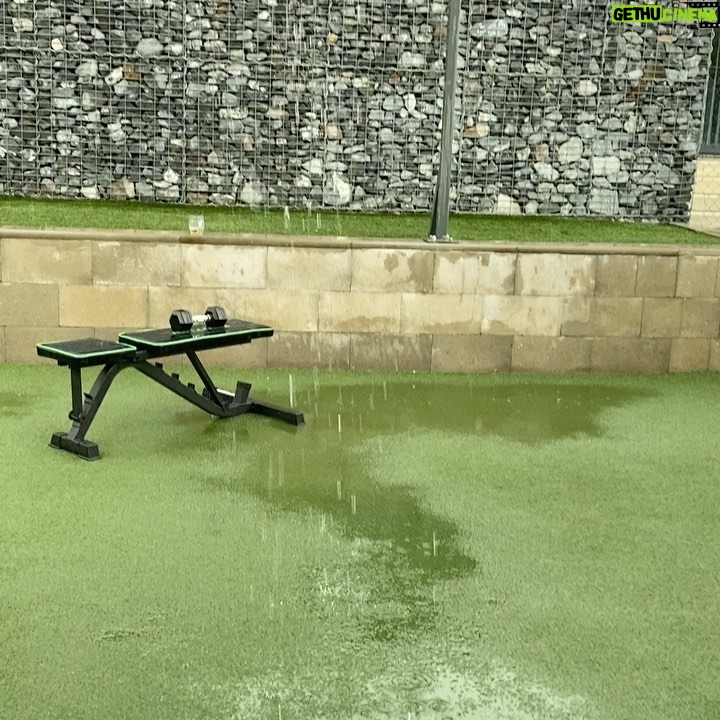 Šimon Bilina - 3.3K Likes - PRO TY KDO NEUDRŽEJ
POZORNOST DÉLE NEŽ 5 VTEŘIN 🦧
@brainmarket_cz kód: SIMIPROZDRAVI
PRO TY KDO stále rádi čtou, nemaj přirostlou ruku k mobilu a kdo se předevšim zajímaj o svoje ZDRAVÍ… řekněme opravdu do hloubky a nespokojej se s mekáčem a instantníma polívkama. Když už vznikne nějaká spolupráce s někym, musim si bejt na 100% jistej, že to neni od nich neni jen přetvářka a že se za ně můžu zaručit. Hehé, a to se děje. V brainmarketu najdu, najdeš a najdete fakt vyňuňaný produkty od doplňků stravy, biohackingu..až po kosmetiku a drogerii. Top kvalita. Bezpečnej nákup. Už v podstatě 3 roky nakupuju vše pro zdraví, posilování/sport jenom tam. Je to ráj pro lidi, co milujou zdraví…(kdo ne?) Na jejich instagramu najdeš i přesný tipy co na co je vhodný.
No a proč to píšu) V kolonce pro ty, kdo neudržej pozornost je kód - kterej když zadáš do poznámek při dokončování nákupu, tak budeš mít 10% slevu. A jako bonus podpoříš mě abych byl zdravější a silnější 🤠🪶🙏
A to se vyplatí, Horste!
❤️🙈😁
—->www.brainmarket.cz
PS: dá se cvičit i za těžkýho deště! Nevymlouvej se a makej😁🙈
PS: poprosil sem o fotku fanynku kapely THE BEATLES, aby mě dovolila to zde použít, až se třeba někdy budu ohlížet v čase:-)
#brainmarket #biohacking #2media @2mediacz @brainmarket_cz