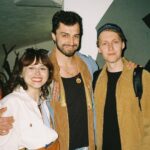 Šimon Bilina Instagram - 1/ @zlinfilmfestival .. díky za vytvoření vskutku výjimečný atmosféry, dámy z produkce a festival servisu, smekám svůj duchovní klobouček❤️🙏 2/ NEJVYBRANĚJŠÍ AGENTI 🤍🤍 @arundus_ a @johankau u stromu osvícení. To, že je milujem a s ní i celé @2mediacz , není tajemství. 3/ Úkol zněl jasně. Rozkvést! Zlín. 4/ sysel 5/ Promakaná debata lidí, co nejen že rozumí svému oboru, mají nadhled a klid, ale ještě jsou u toho zvládnout bejt SEXy vtipný💀!. @michal.reitler @karoli.mancini @luciakajankova 6/ Indové jsou prostě miláčci. 7/ Svatá Johana Urbanová a můj klaunský nos. 8/ S tím, co chodí po vodě. (fotila JohanaUrbana🌸😋) 9/ holky z kontejňáku 10/ nějaký batole tu nechalo fusekli #2media #zlin #zlinfilmfestivale KONGRESOVÉ CENTRUM ZLÍN