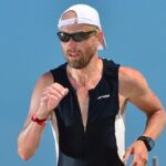Šimon Bilina Instagram - Muž, kterému můj taťulda, primář příbramskýho ARO, dle Pavlových slov zachránil život. Z cyklu nenáhodných setkání při zkouškách v Divadlo Na Fidlovačce ❤️ Pavel Nový, bodrá duše se zálibou otužování ducha a mysli. Milovník elektrického pohonu, humoru a pravá podobizna slovanského boha Radegasta❤️😂🙏 Tímto pozdravujem @nejvetsi_dar @radek.melsa a především @marta_gerlikova ❤️ Zde odkaz na pořad, kde se potkali v televízii v pořadu Krásný Ztráty. https://www.ceskatelevize.cz/porady/1096002521-krasny-ztraty/208562250500036/